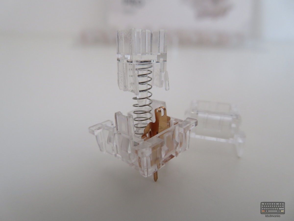 Switch Akko Crystal V3 Pro individual, mecánico desmontado