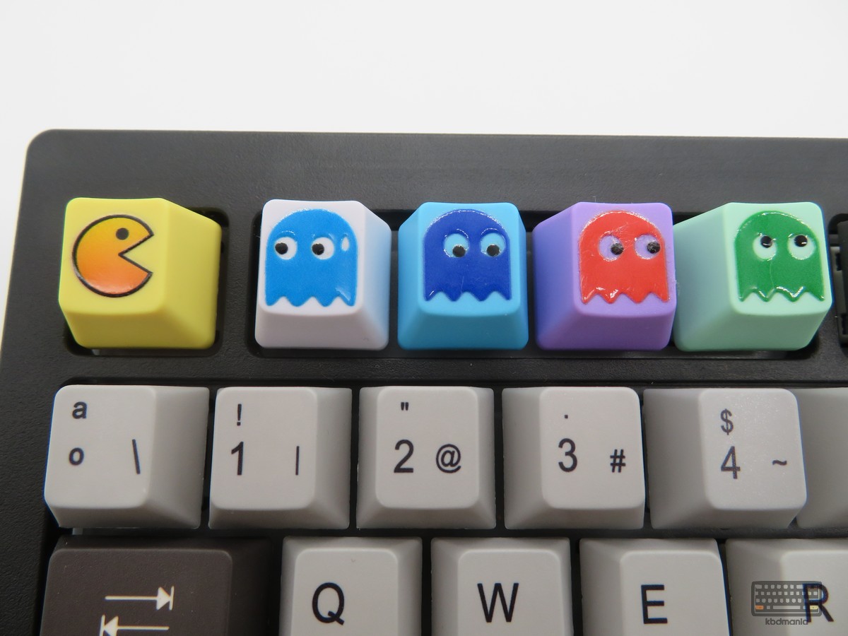 Set de keycaps extra WASD comecocos y fantasmas para R4 foto superior 1