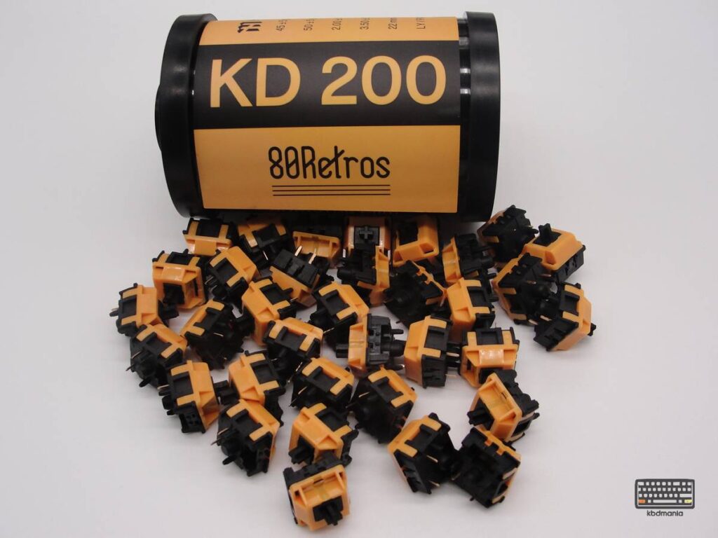 Pack de switches HMX KD200, lineales. 5 pines. Stem y bottom en negro, top en amarillo.